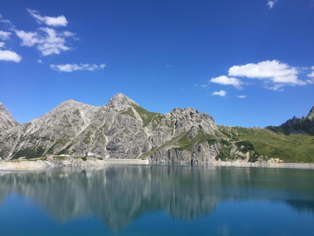 Ferienwohnung Alpblick Bludenz Esterno foto